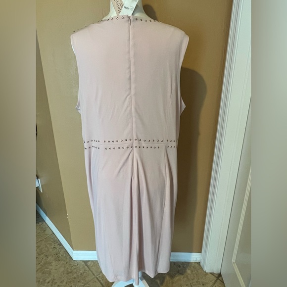 Philosophy Dresses- 1X soft, pink, stud embellished dress. - Picture 3 of 8